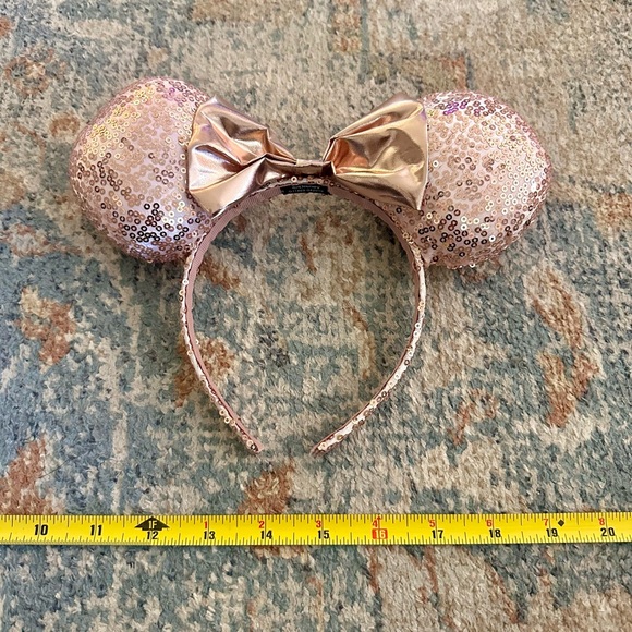 *NWOT* Disney Minnie Mouse Ears Headband, Rose Gold Sequins & Bow - Picture 2 of 4